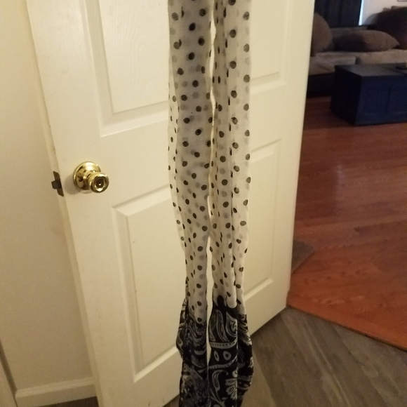 Scarf - Picture 3 of 3